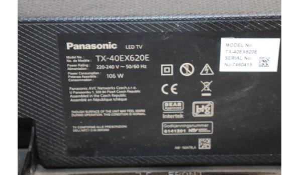 LED-tv PANASONIC, type TX-40EX620E, met afstandsbediening, werking niet gekend